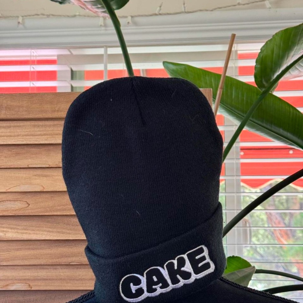 Black Knit Beanie CAKE Patch Cuffed Streetwear Beanie Soft Cozy